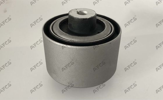 LR084108 LR100072 Lower Control Arm Bushing For Land Rover Discovery 2012-